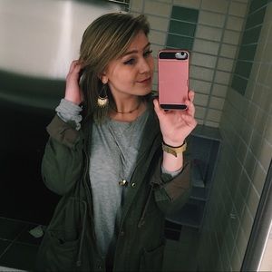 Meet your Posher, Katie